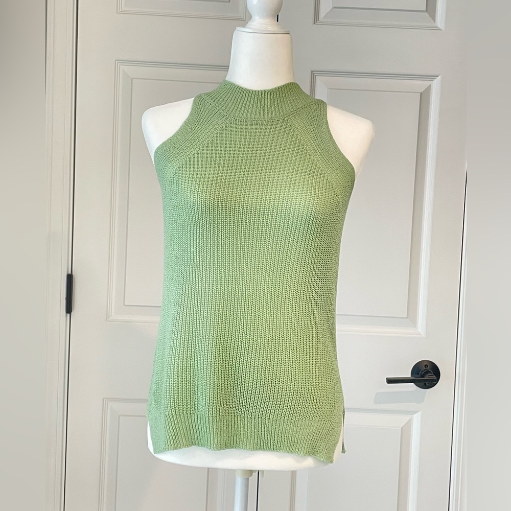 EUC Green sleeveless halter top
